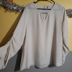 Crème Thin Blouse with Ruffle Sleeves & Keyhole